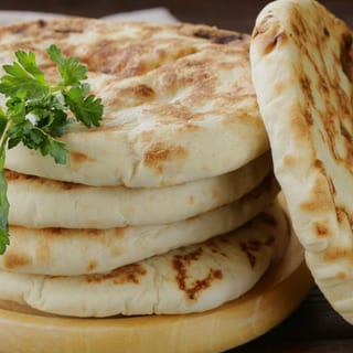 Roghni naan